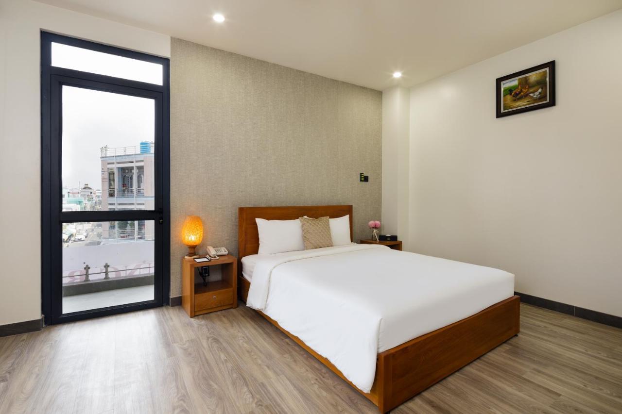 Lara Hotel Long Xuyên Екстериор снимка