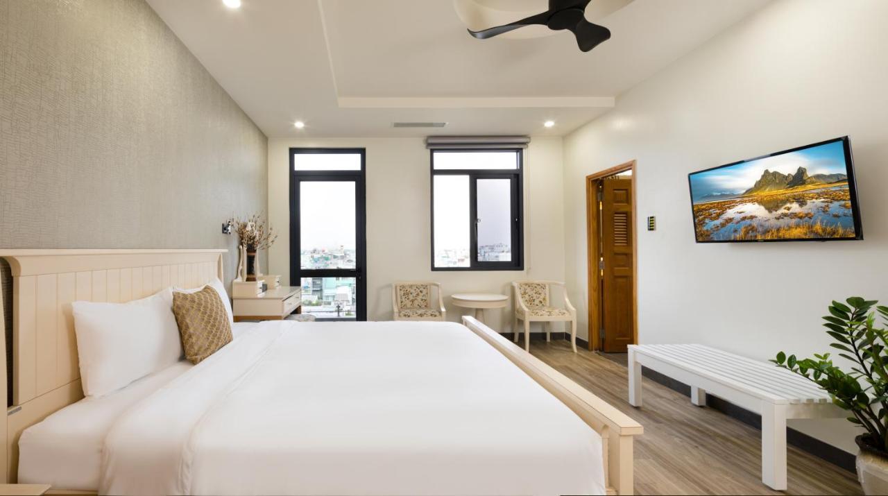 Lara Hotel Long Xuyên Екстериор снимка